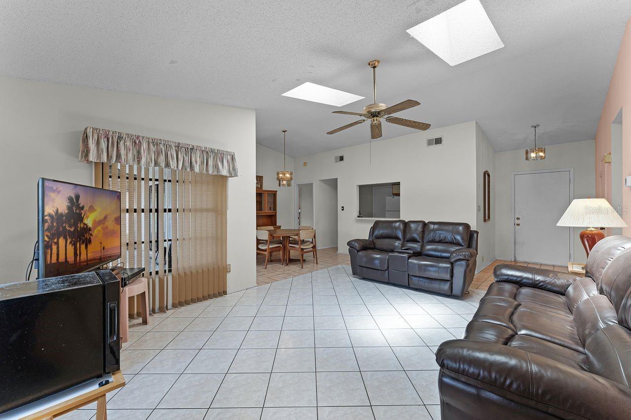 5439 E SACRAMENTO COURT