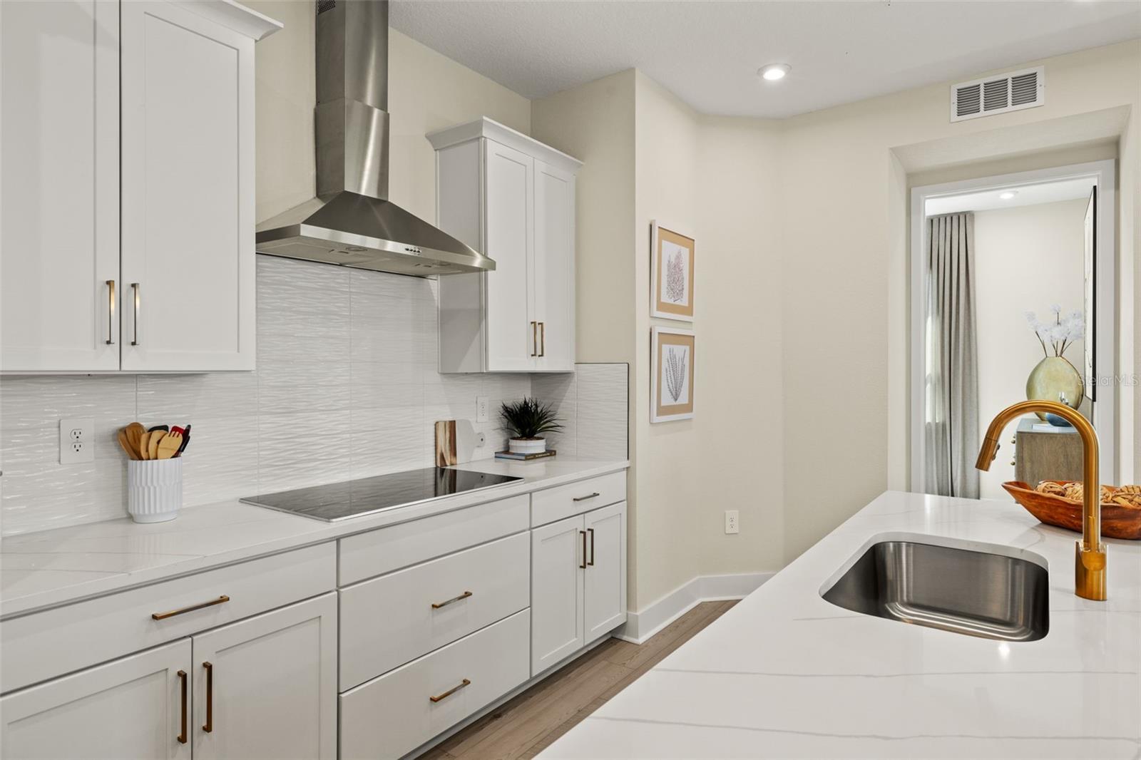 PALMERA AT WELLEN PARK - Residential