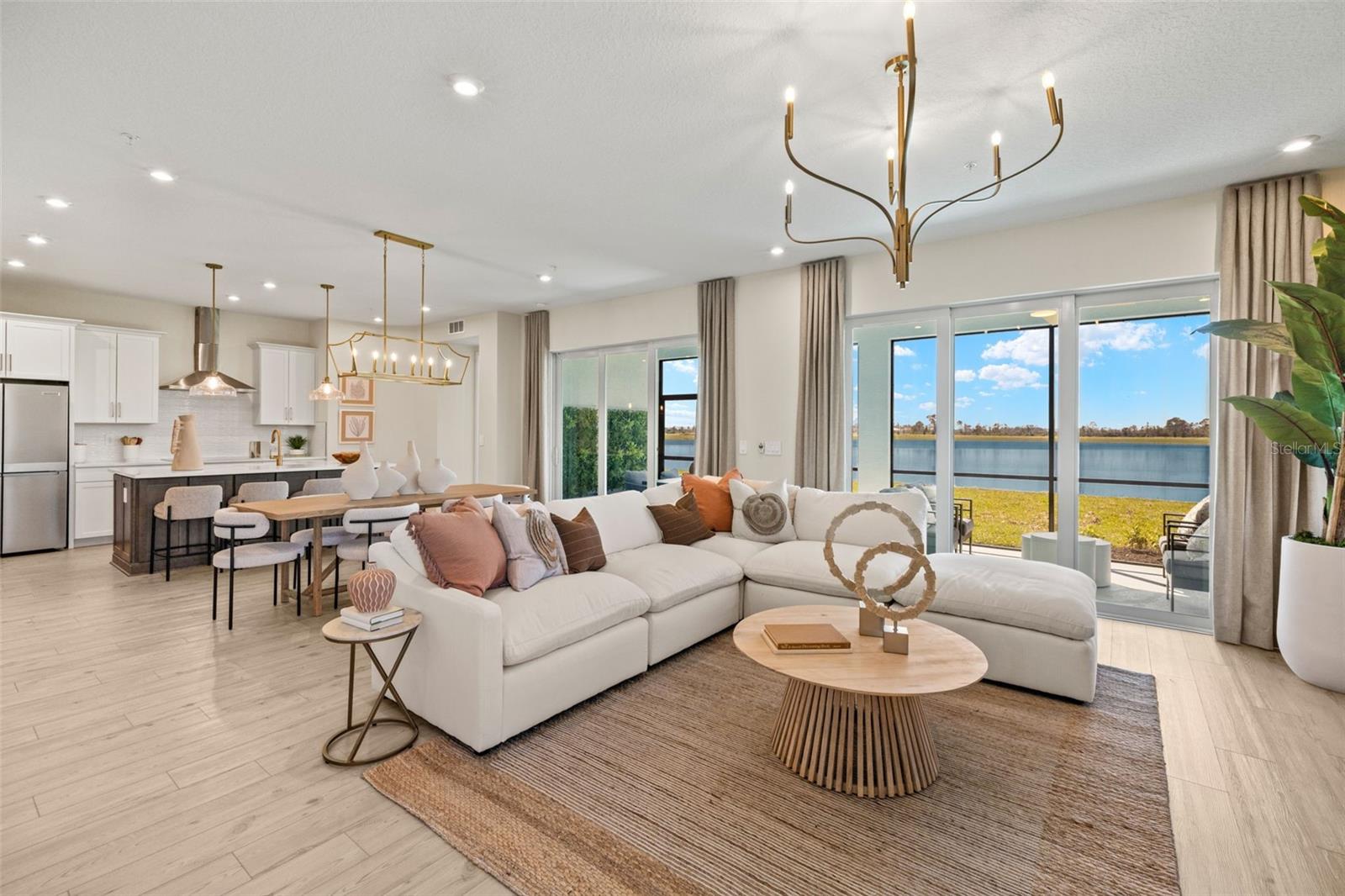 PALMERA AT WELLEN PARK - Residential