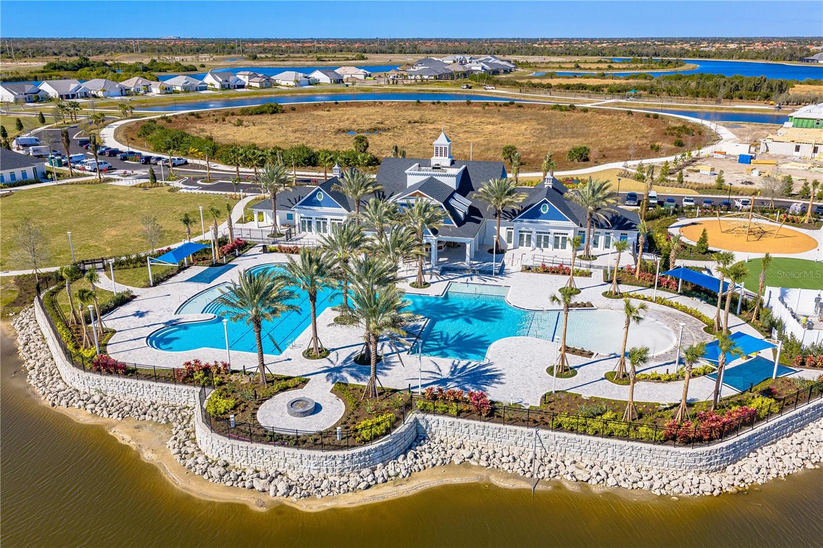 PALMERA AT WELLEN PARK - Residential