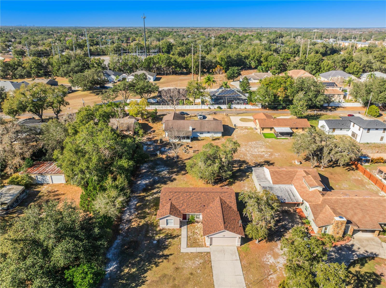 OAK MANOR - Residential