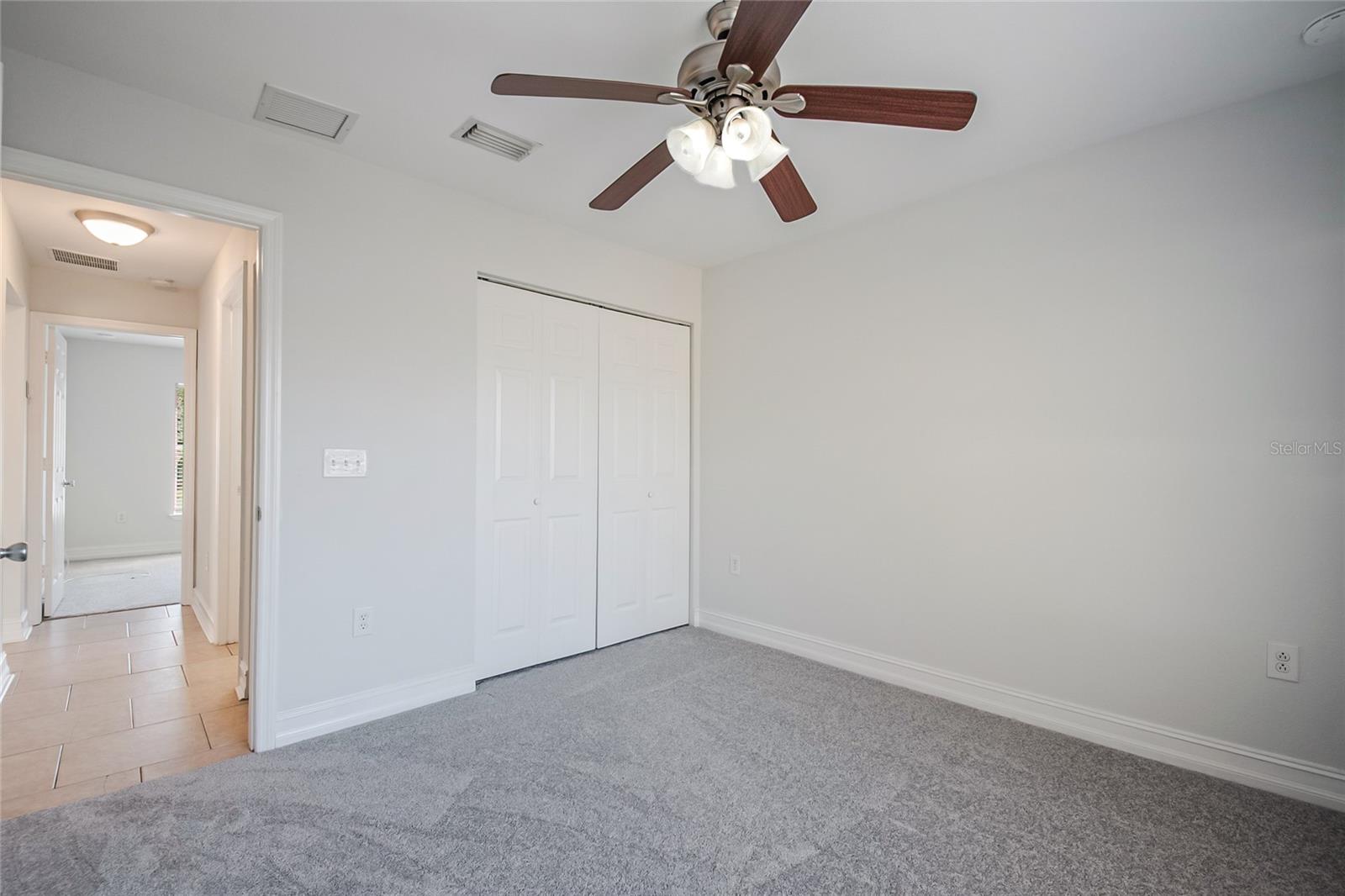 OAK MANOR - Residential