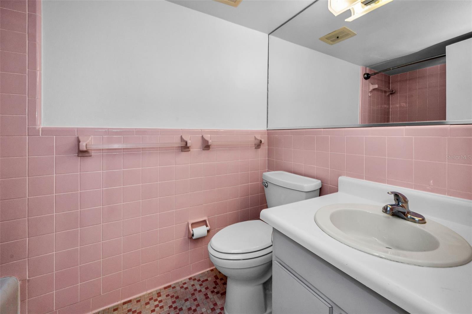 BELLEAIR PALMS TERRACE CONDO 1 - Residential