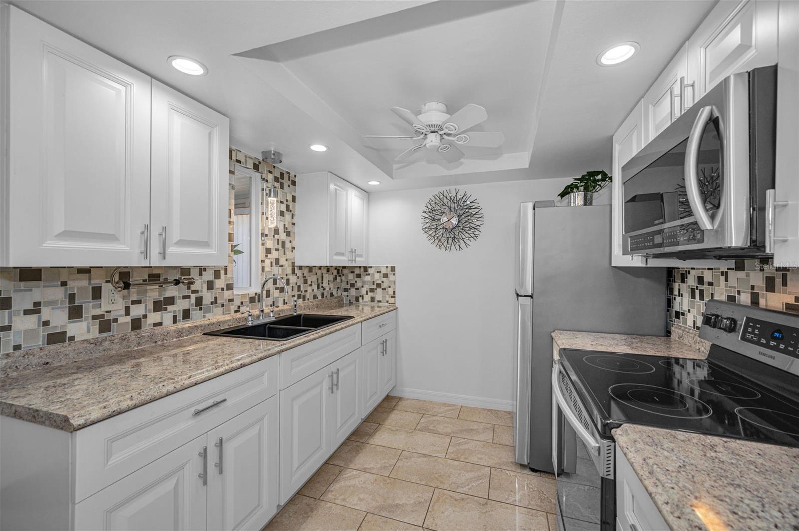 GULF HIGHLANDS - Residential