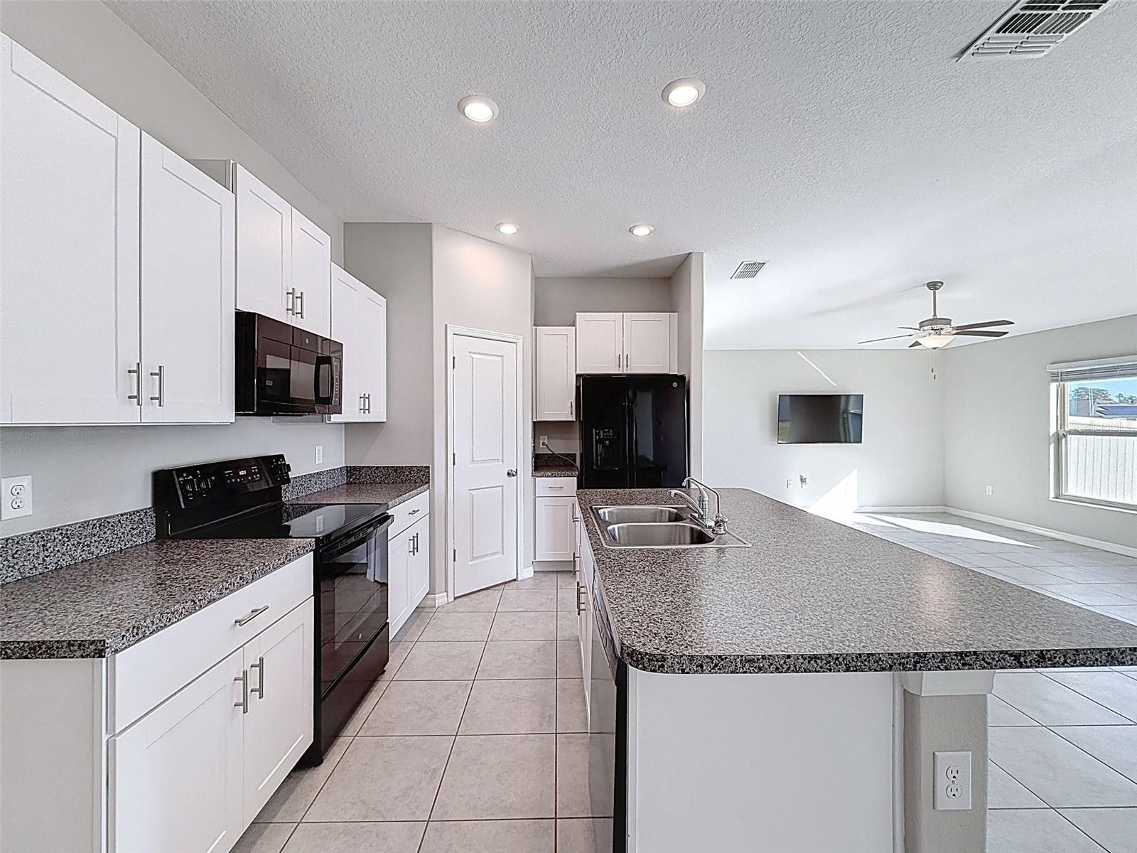 CYPRESS CRK PRCL L J PH 3 - Residential