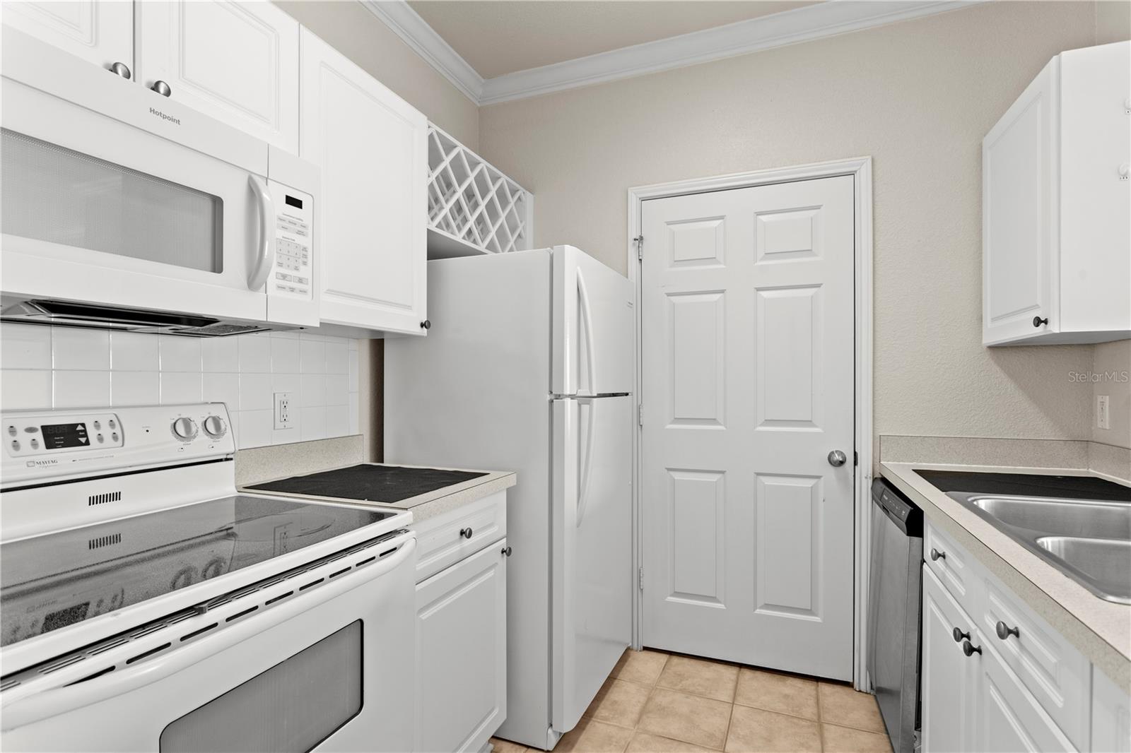 RESIDENCE AT RENAISSANCE - Residential