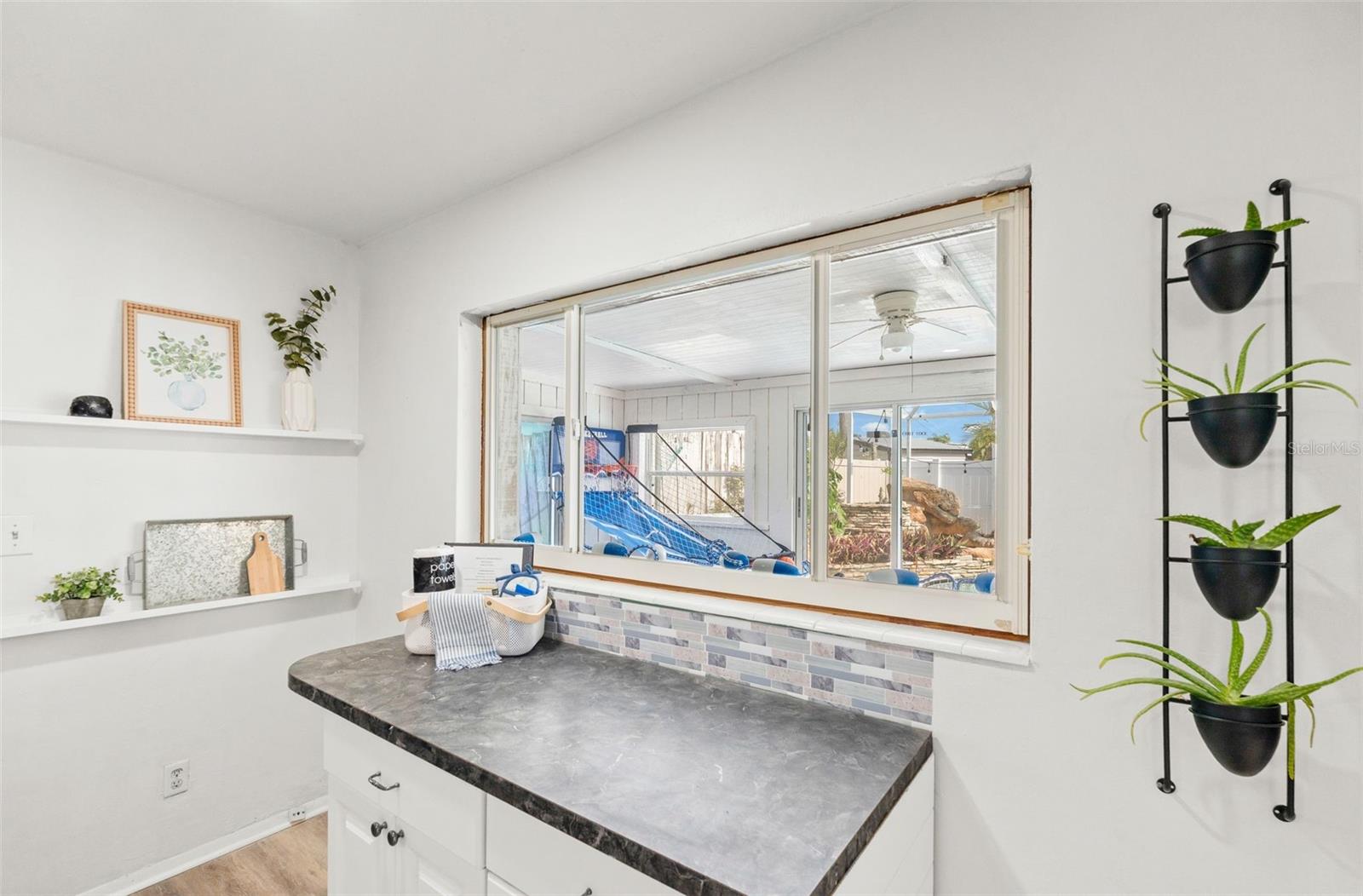 BAYSHORE GARDENS SEC 12 - Residential