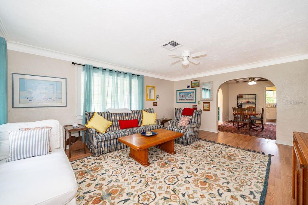 Photo of 552 Wells Street, Daytona Beach, FL 32114 (MLS # O6324298)