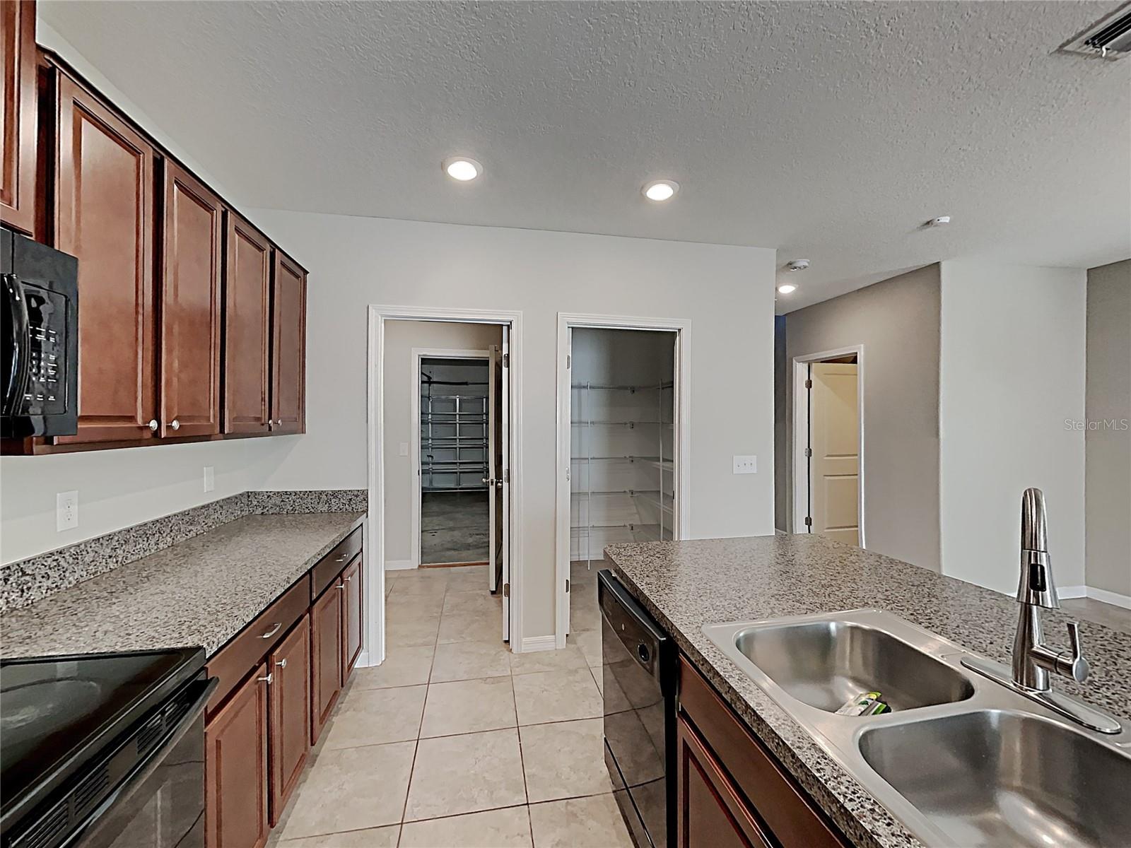 CYPRESS CRK PH 1 & 2 PRCL J - Residential