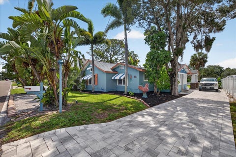 6202 River Road, New Port Richey, FL 34652
