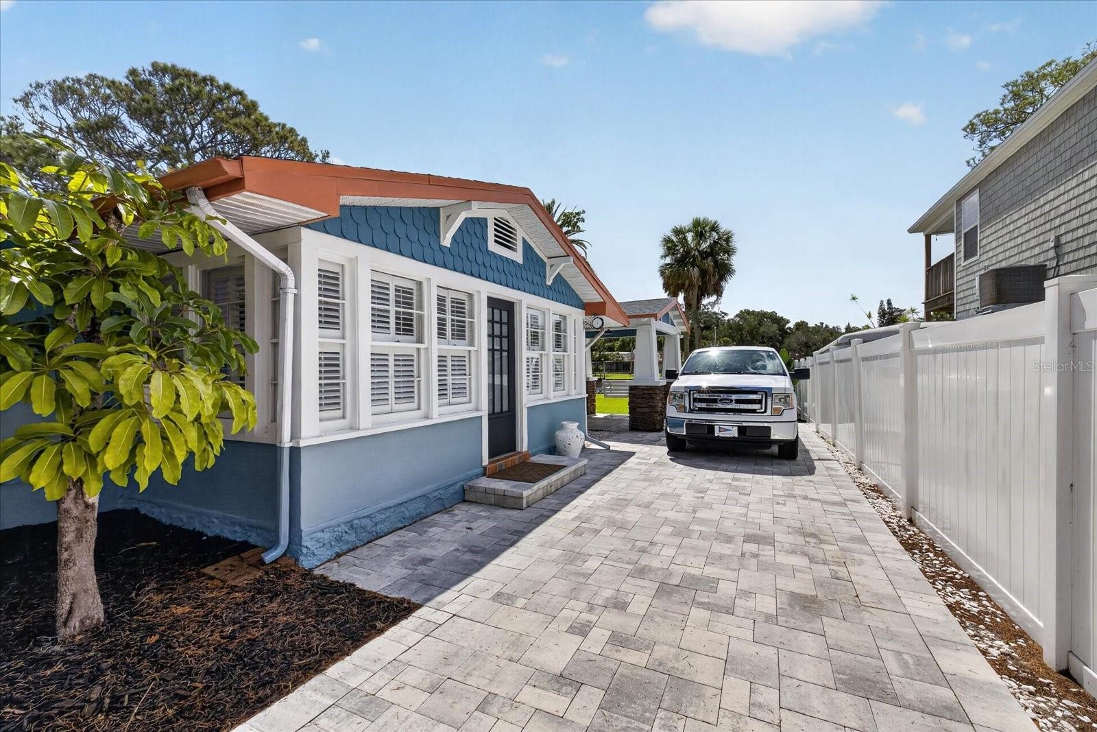 NEW PORT RICHEY CITY - Residential