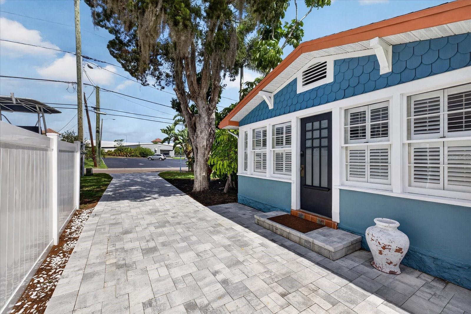 NEW PORT RICHEY CITY - Residential