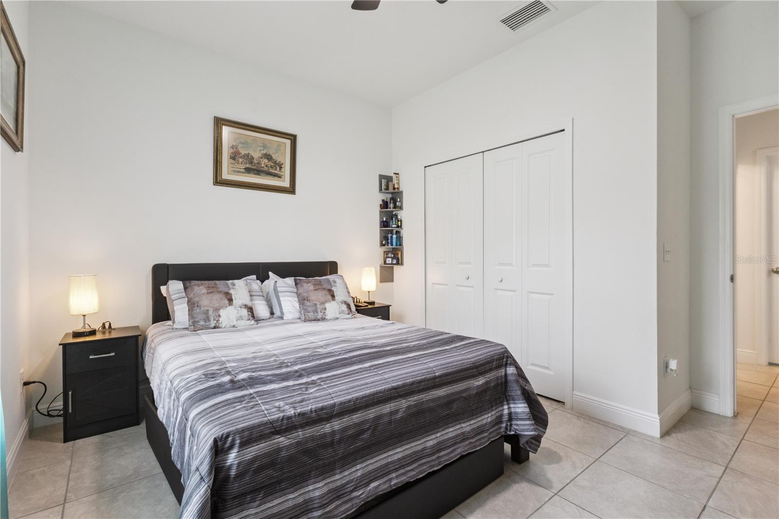 MARION OAKS - Residential