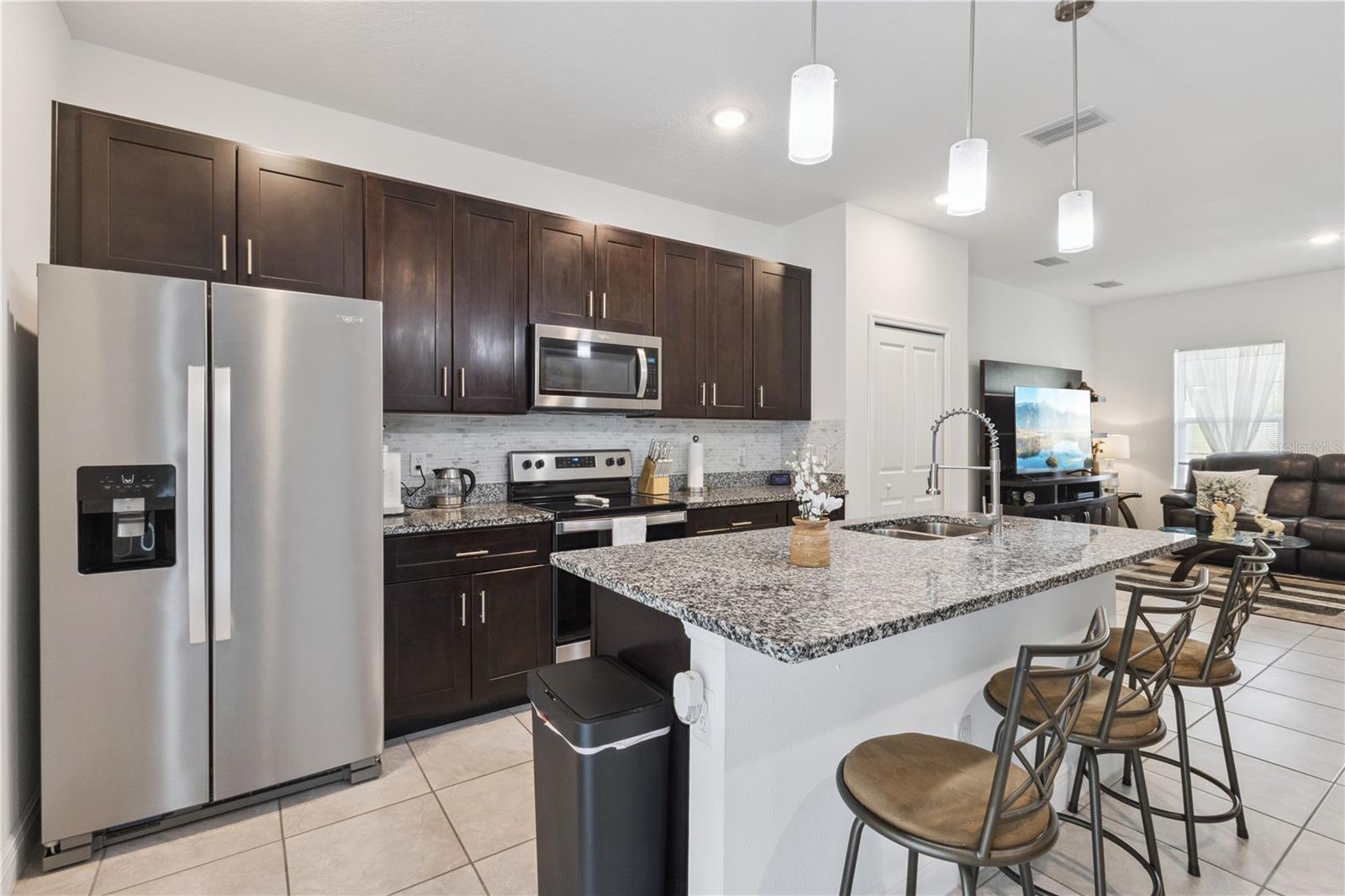 MARION OAKS - Residential