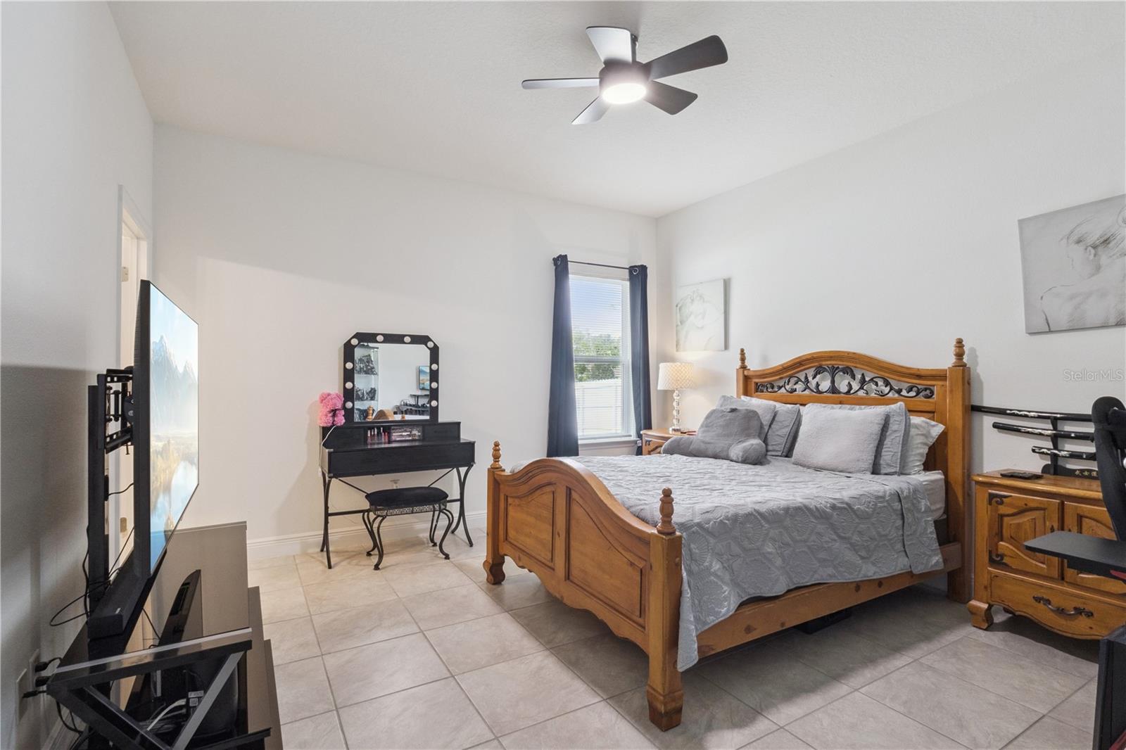 MARION OAKS - Residential