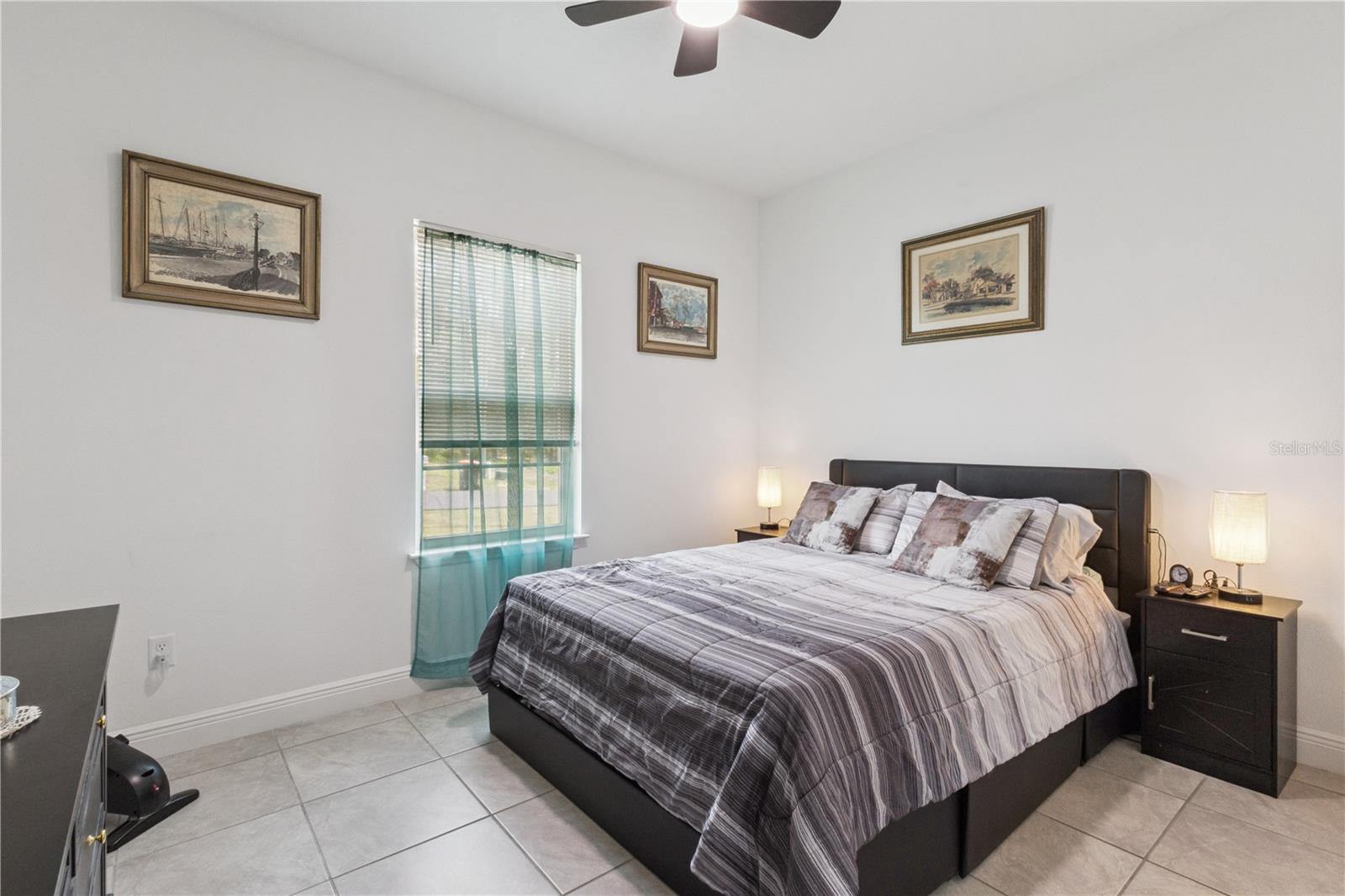 MARION OAKS - Residential