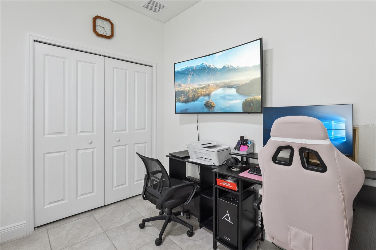 MARION OAKS - Residential