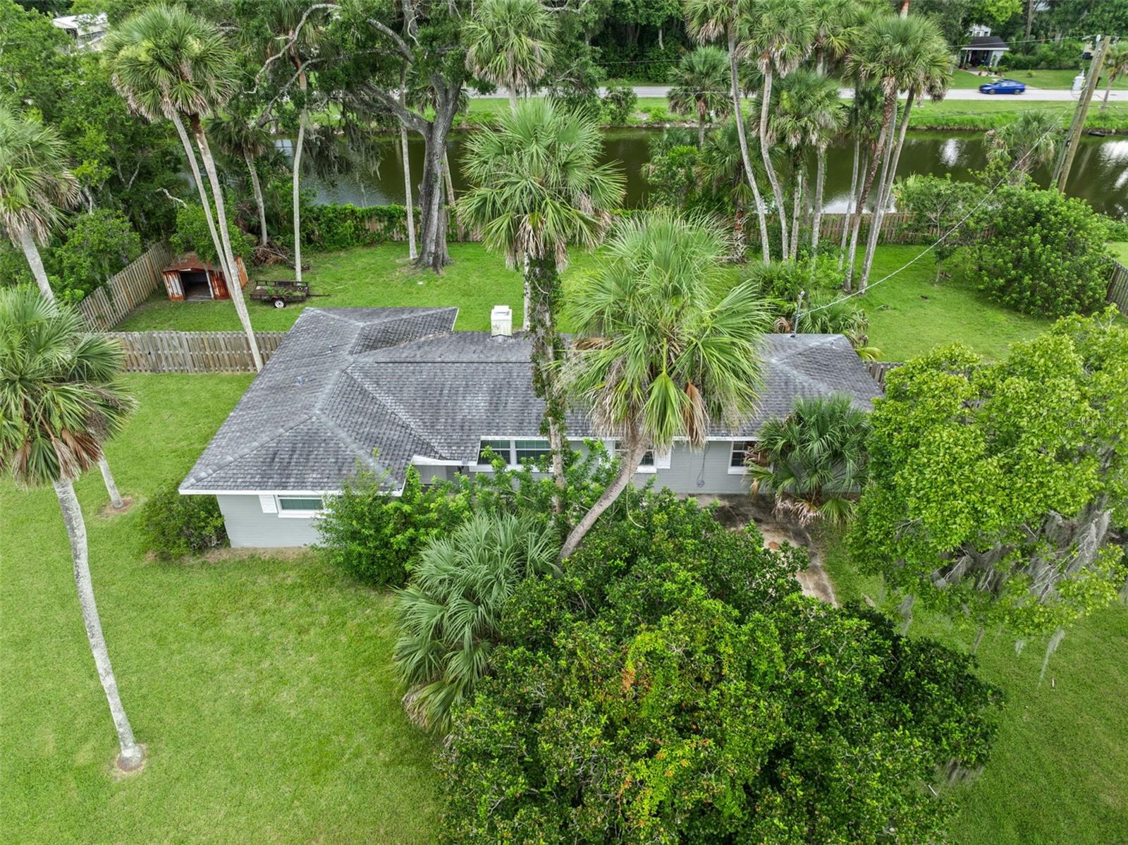 1926 PINE TREE DRIVE