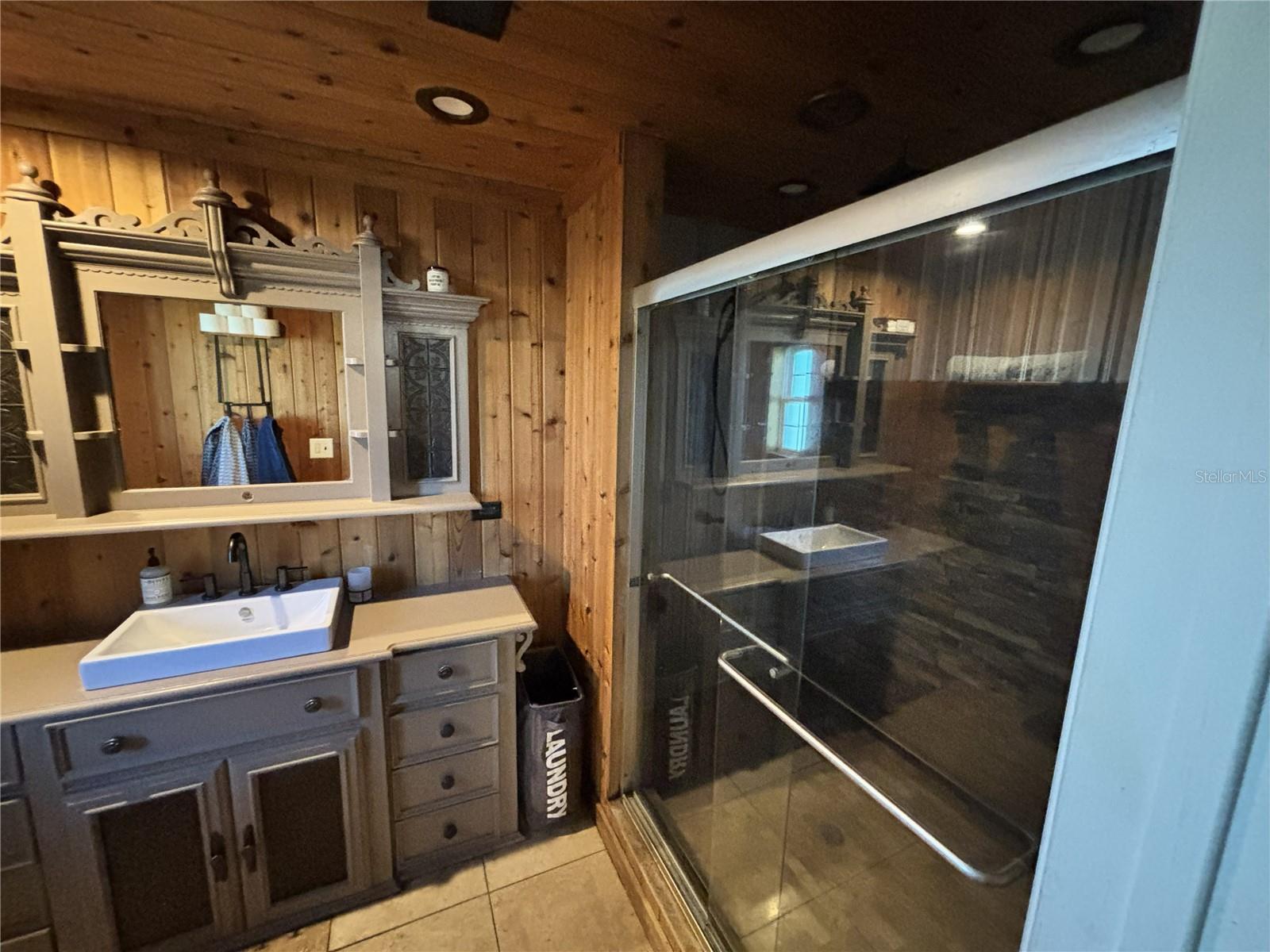 DEEP FOREST VILLAGE - Residential