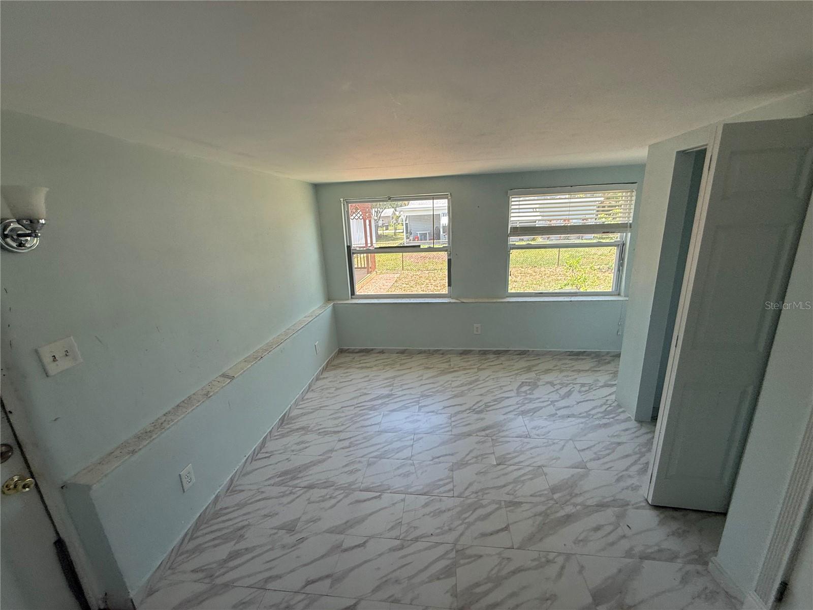 MEADOW LAWN 2ND ADD - Residential