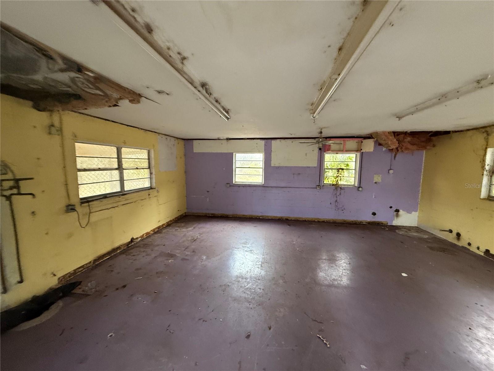 WILLIAMS ACRES #6 - Residential