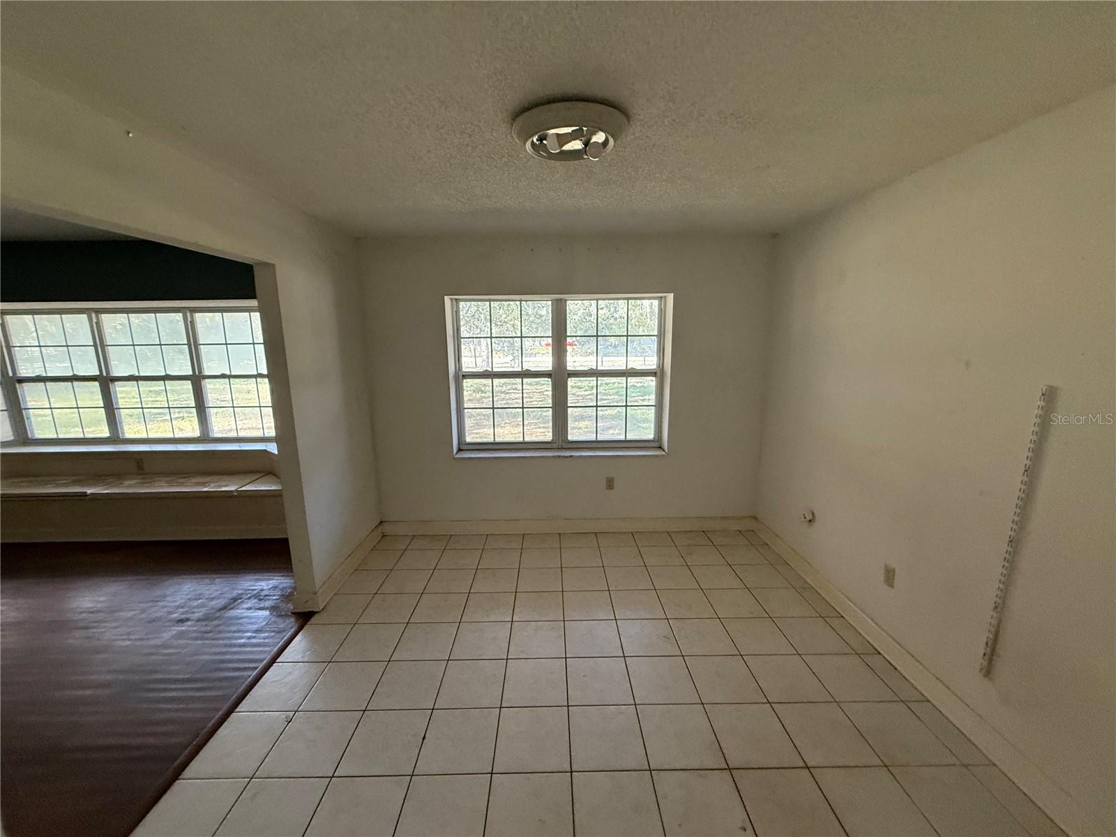 WILLIAMS ACRES #6 - Residential