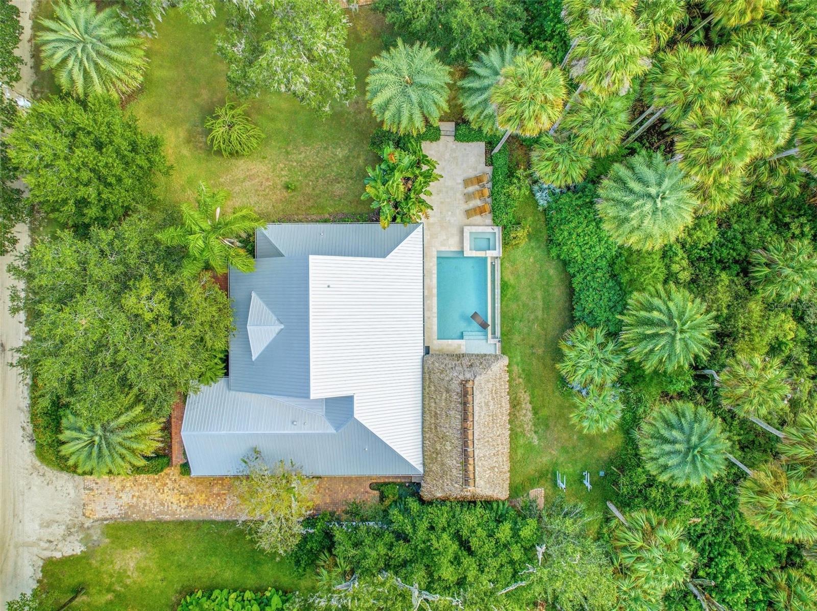 LIKENS SUBD LOTS 27 & 28 OR 289 PG 765 OR 397 PG 1 - Residential