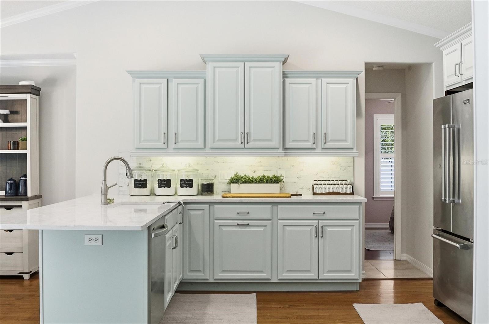 LIKENS SUBD LOTS 27 & 28 OR 289 PG 765 OR 397 PG 1 - Residential