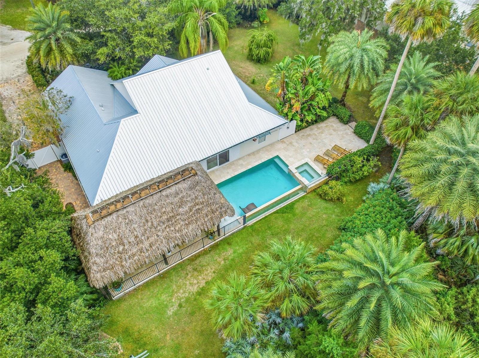 LIKENS SUBD LOTS 27 & 28 OR 289 PG 765 OR 397 PG 1 - Residential