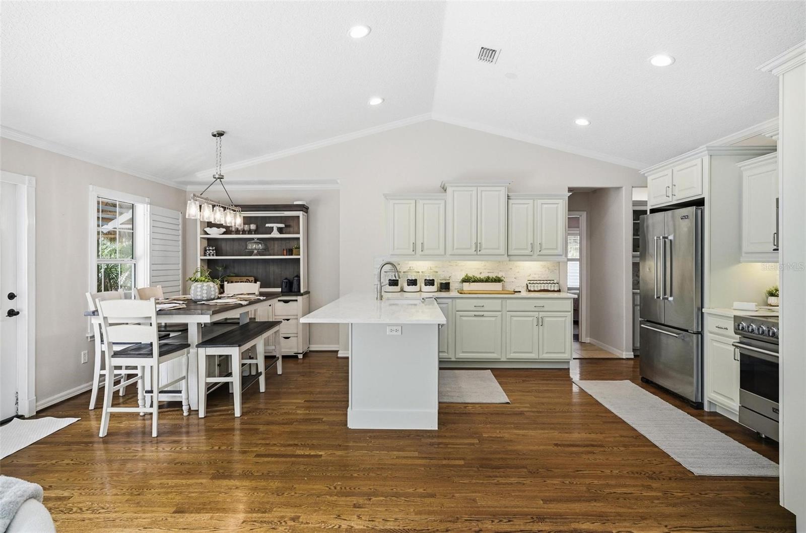 LIKENS SUBD LOTS 27 & 28 OR 289 PG 765 OR 397 PG 1 - Residential