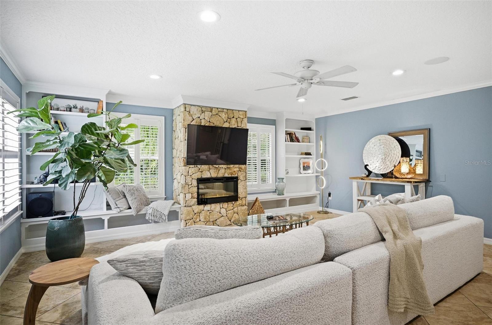 LIKENS SUBD LOTS 27 & 28 OR 289 PG 765 OR 397 PG 1 - Residential