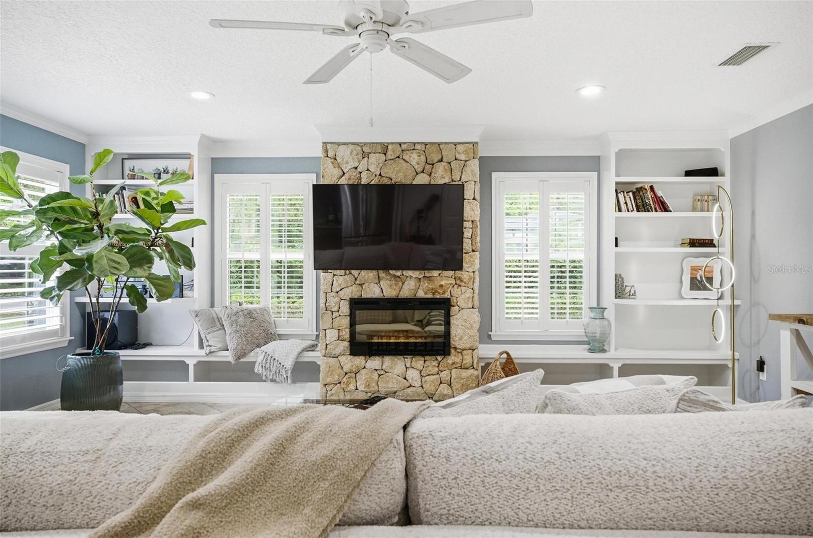 LIKENS SUBD LOTS 27 & 28 OR 289 PG 765 OR 397 PG 1 - Residential