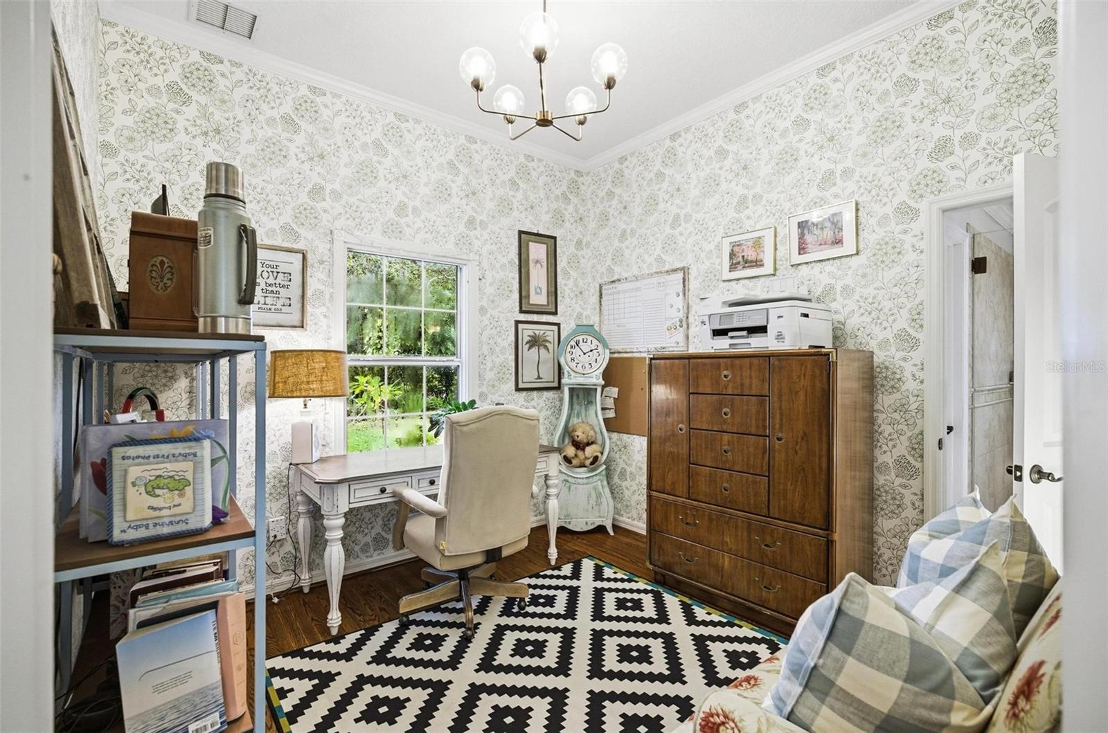 LIKENS SUBD LOTS 27 & 28 OR 289 PG 765 OR 397 PG 1 - Residential