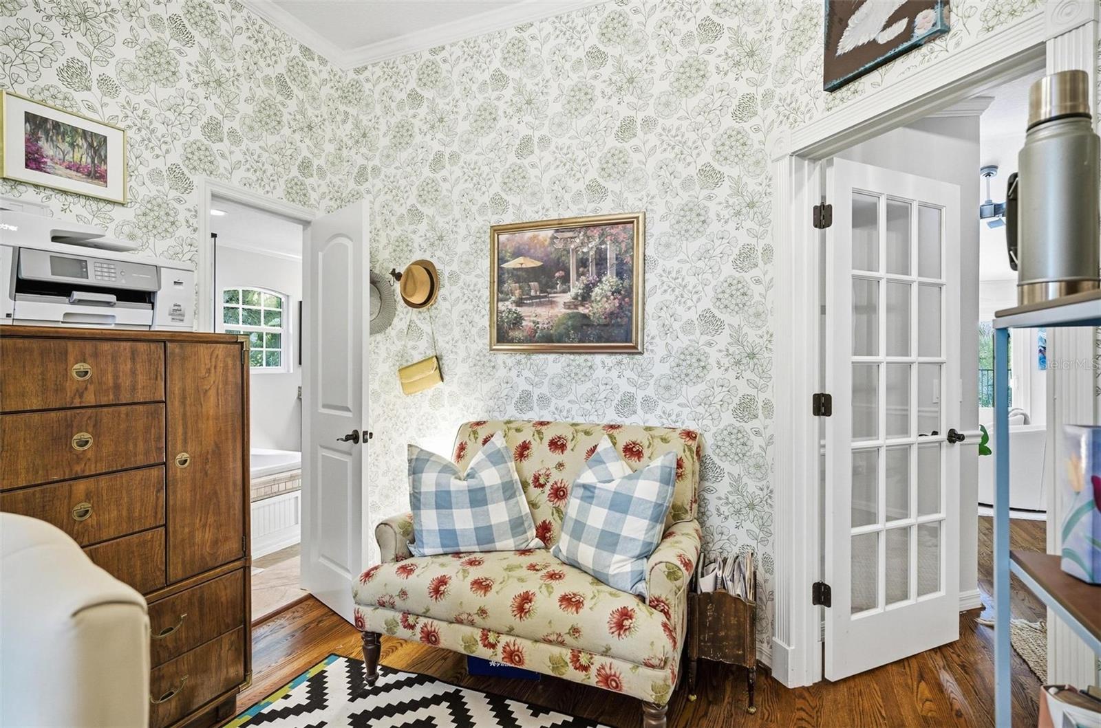 LIKENS SUBD LOTS 27 & 28 OR 289 PG 765 OR 397 PG 1 - Residential