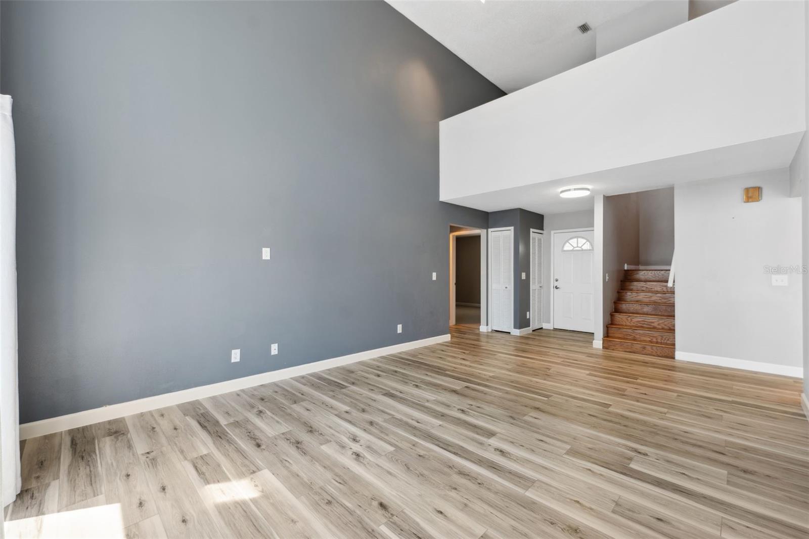 428 KLOSTERMAN ROAD W