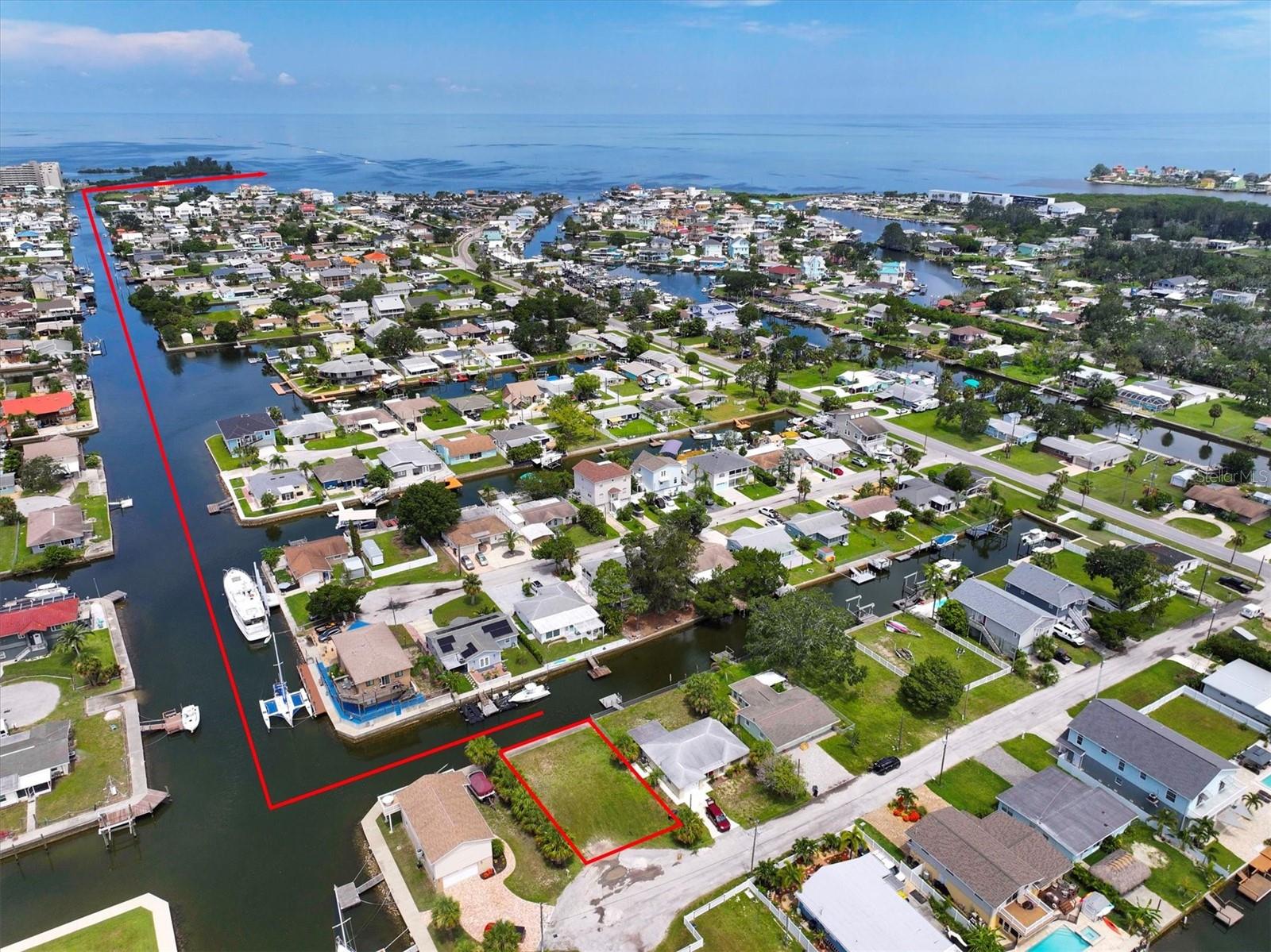 HUDSON BEACH ESTATES - Land