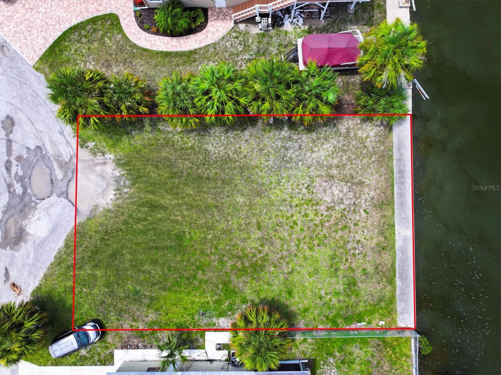 HUDSON BEACH ESTATES - Land