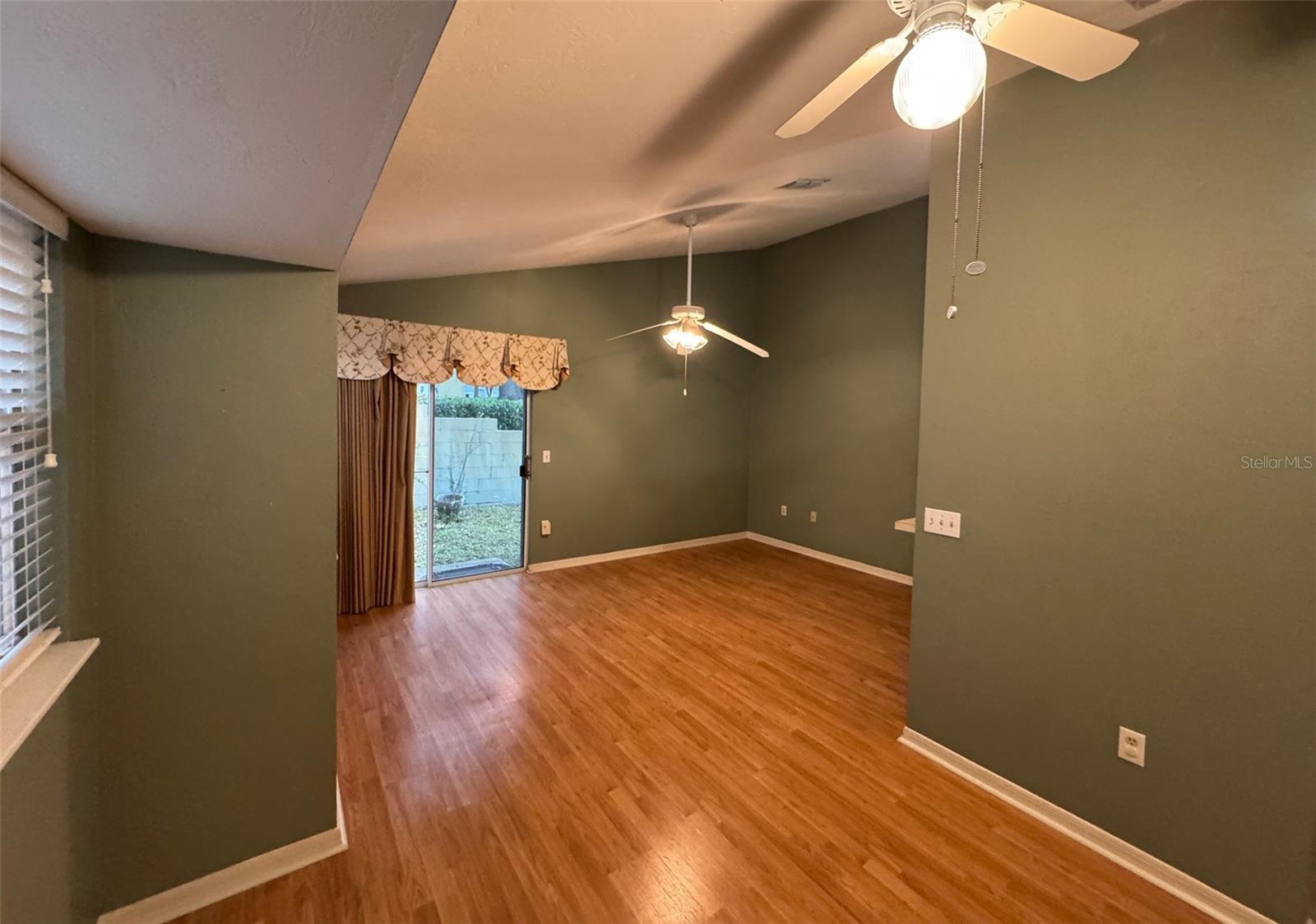 MEADOWBROOK AT GNVL PH IV E-1 REP - Residential Lease