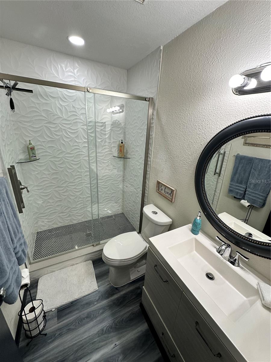 ACREAGE - Residential Lease