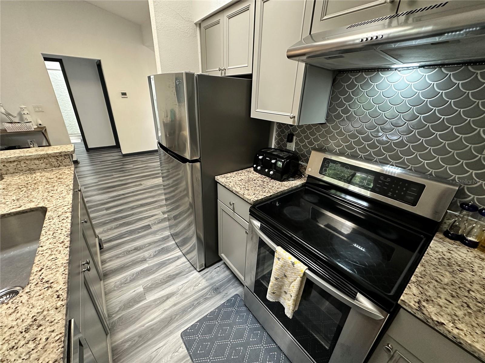 ACREAGE - Residential Lease