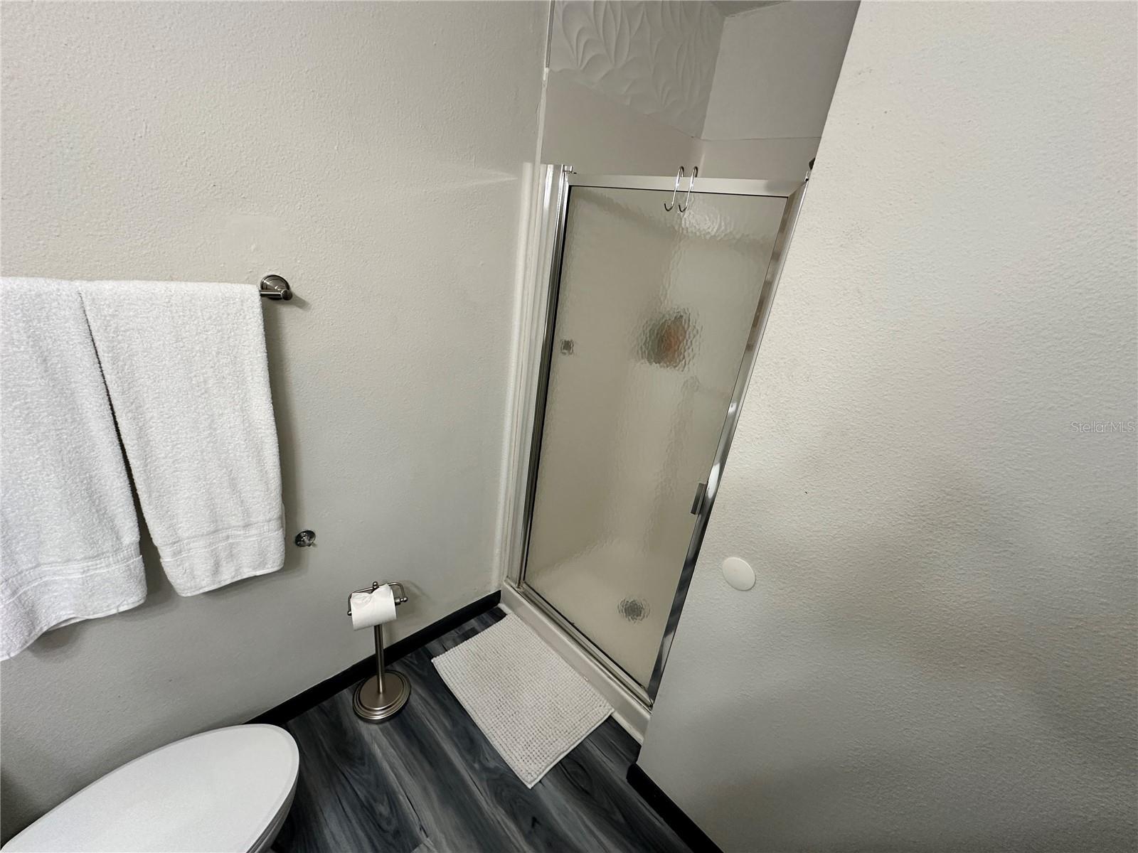 ACREAGE - Residential Lease