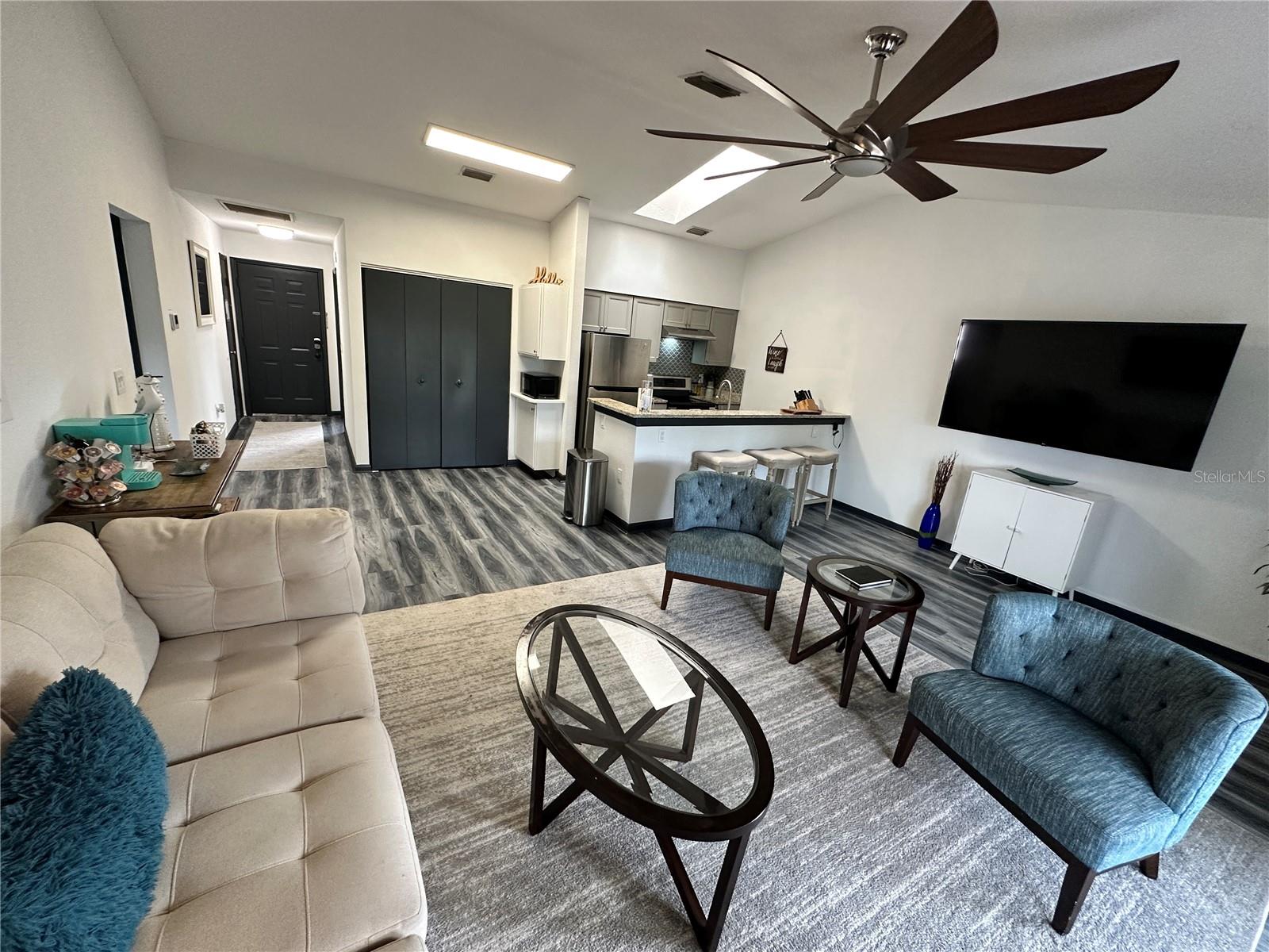 ACREAGE - Residential Lease