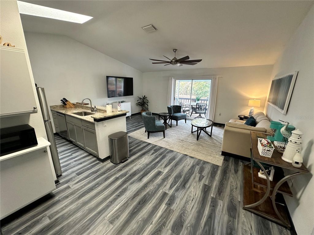 Photo of 4536 86th Street W, Bradenton, FL 34210 (MLS # A4672614)