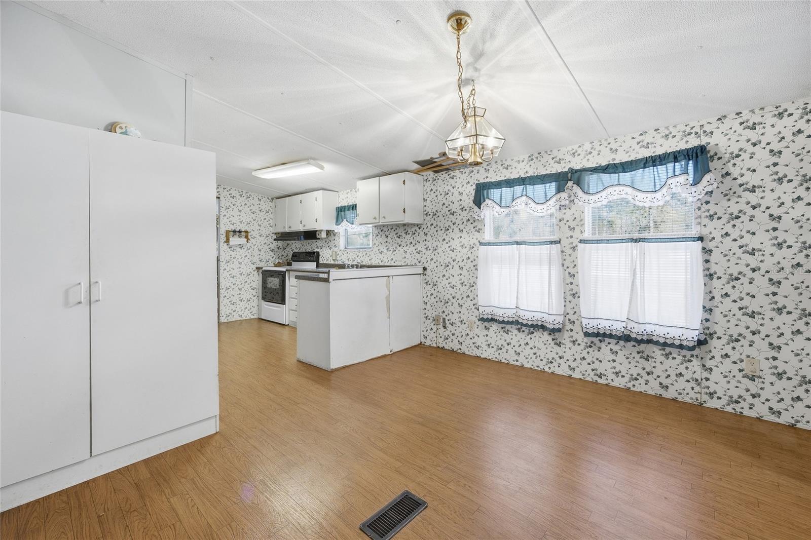 WESTWOOD ACRES SOUTH - Residential