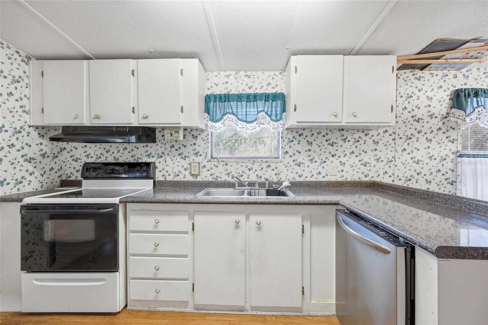 WESTWOOD ACRES SOUTH - Residential