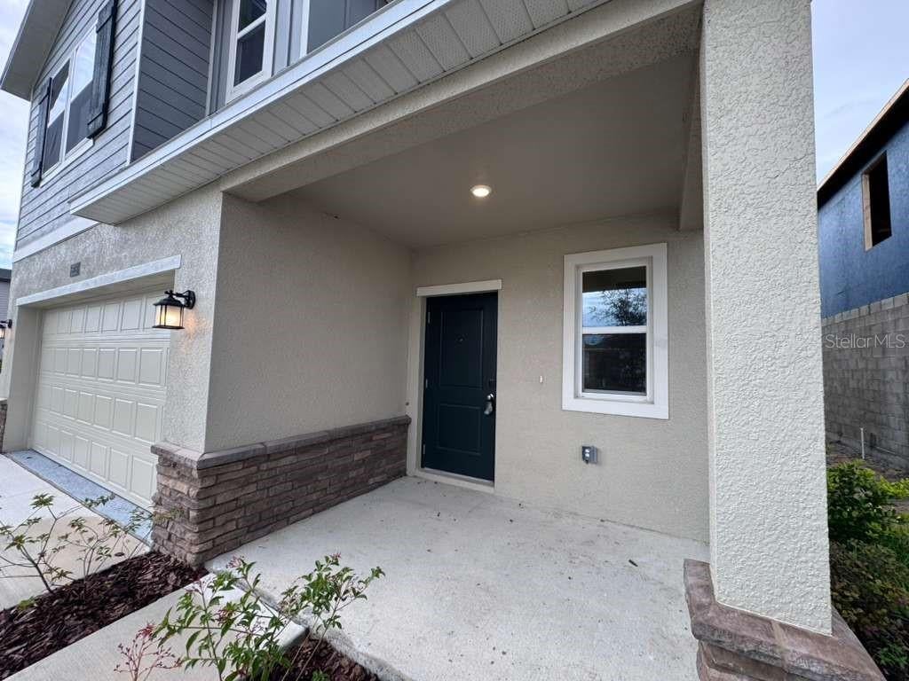 Photo of 5031 Oaks River Street, Davenport, FL 33837 (MLS # O6437902)