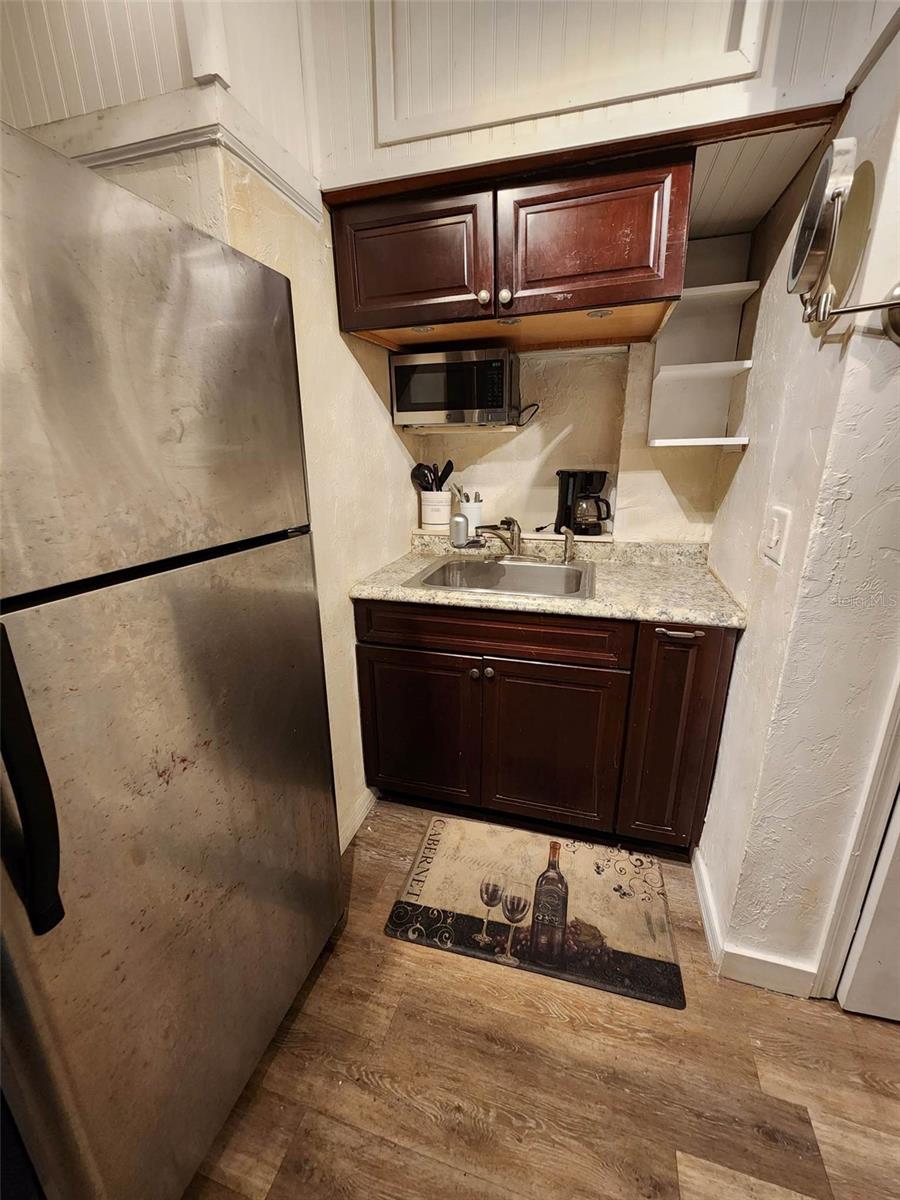 POS SUB OF BLKS G & H - Residential