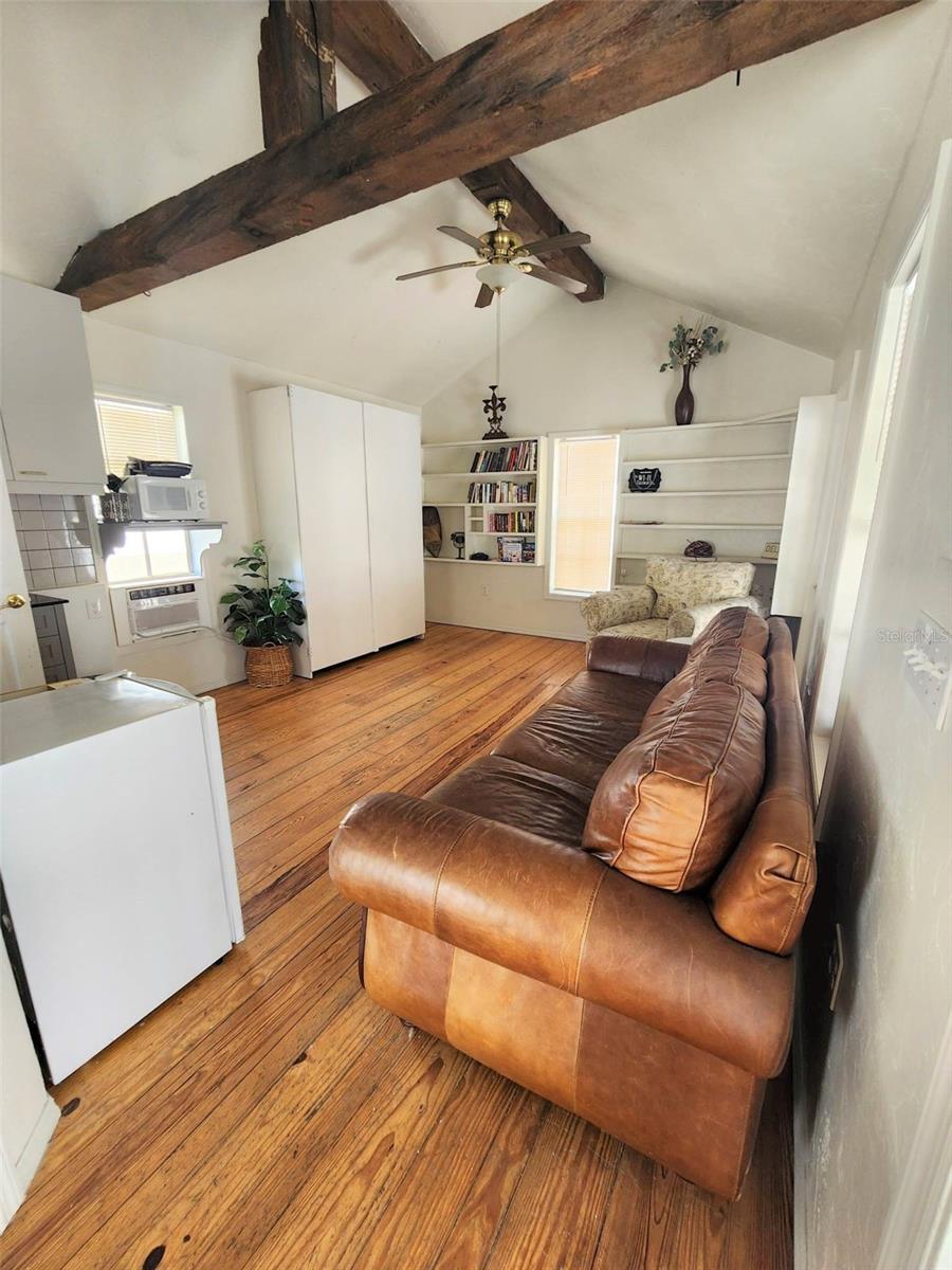 POS SUB OF BLKS G & H - Residential