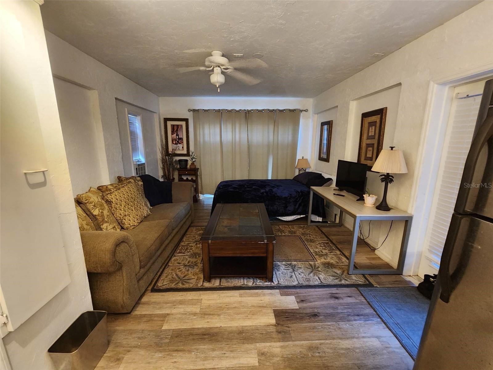 POS SUB OF BLKS G & H - Residential