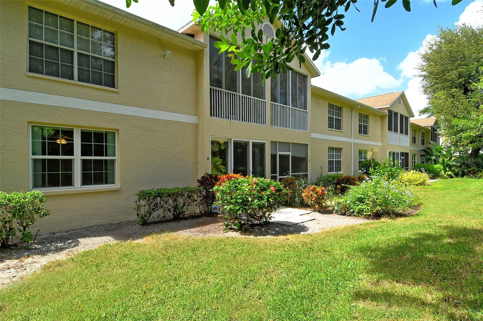 PINESTONE AT PALMER RANCH - Residential
